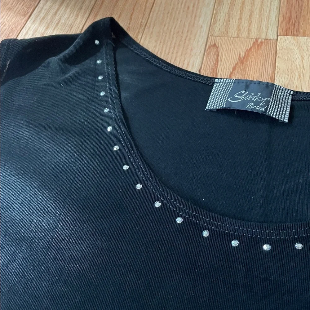 Slinky Brand Top Womens 2X Black Sleeveless Blouse Studded Minimalist Mature - Picture 3 of 9